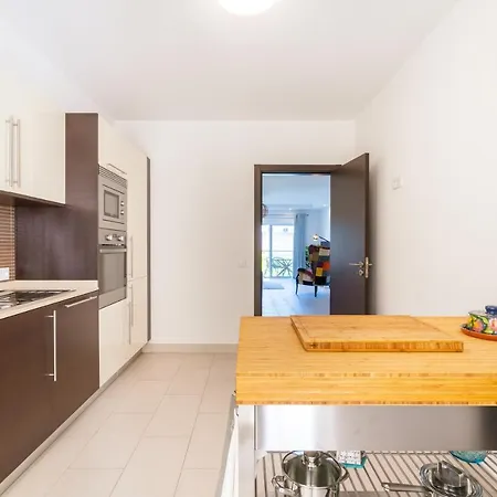Albufeira-old Town, Luxury & Comfy 2 Bedrooms 公寓 *