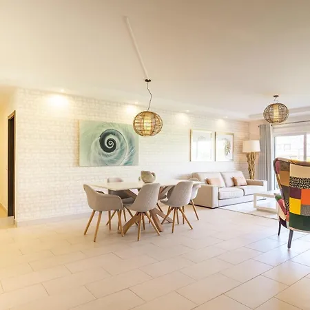 Albufeira-old Town, Luxury & Comfy 2 Bedrooms Appartement